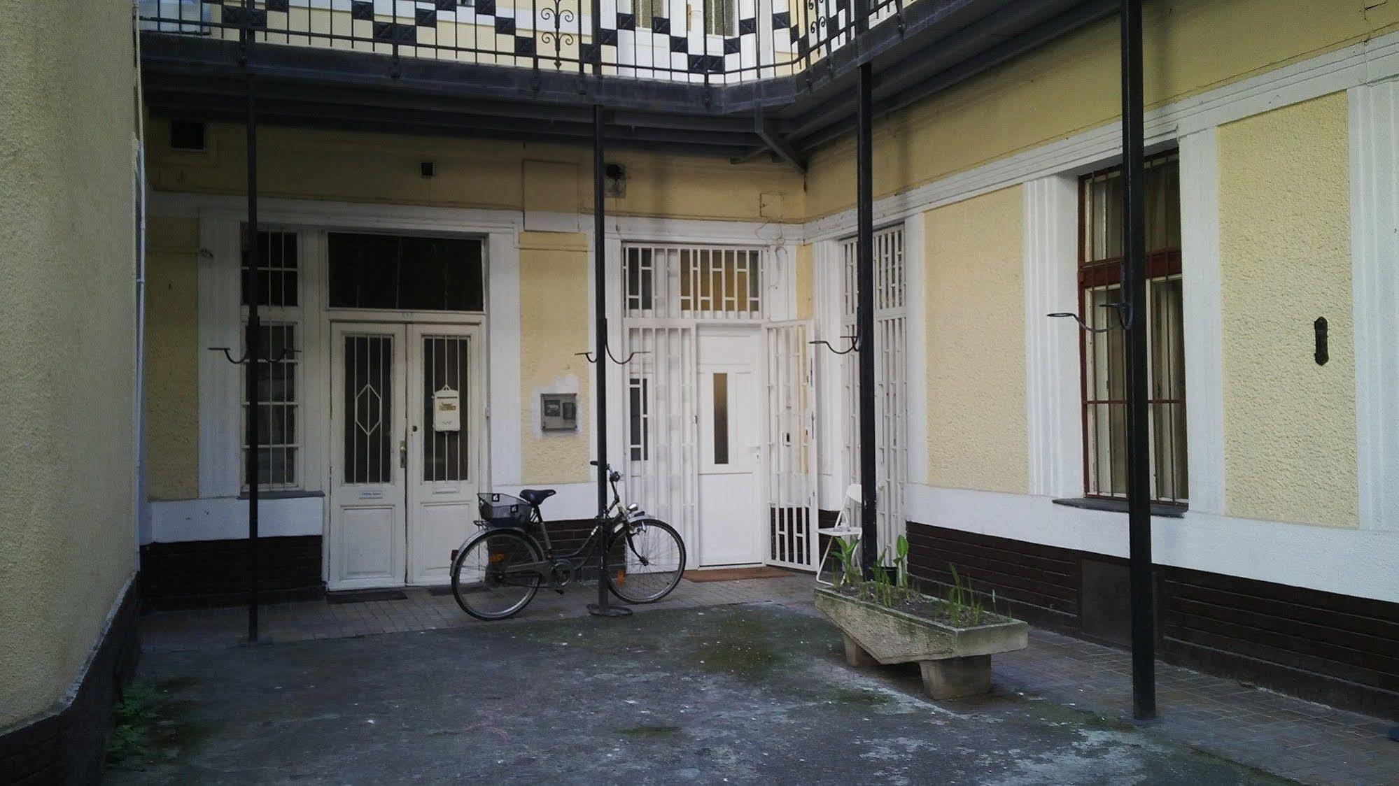 Downtown Apartments Budapest Luaran gambar