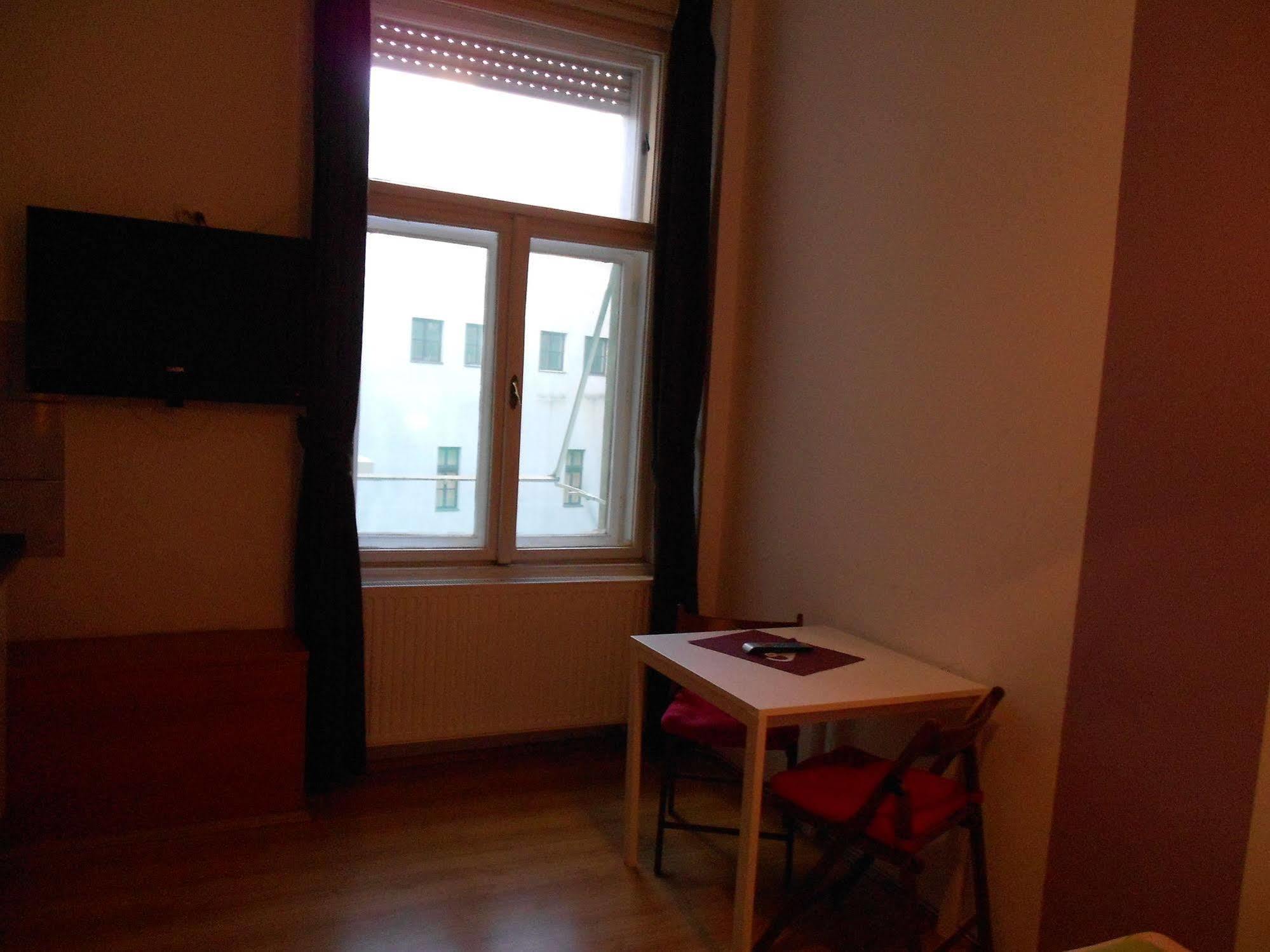 Downtown Apartments Budapest Luaran gambar